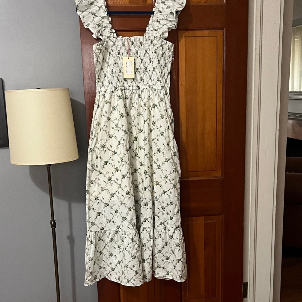 Entro green and cream Floral Midi Dress with pockets